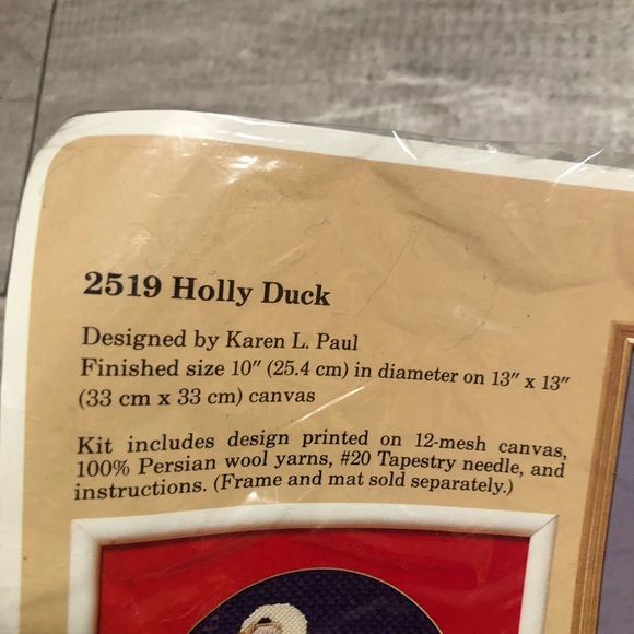 The Creative Circle 2519 Holly Duck & Embroidery Set Vintage Old Stock New - Picture 2 of 14